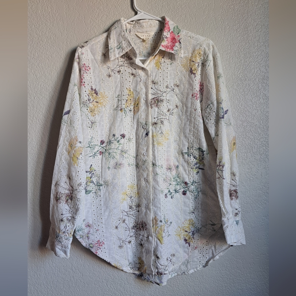 Adiva Boho Cottagecore Floral Eyelet Button Down Longsleeve Blouse Size Medium